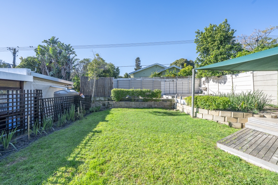 5 Bedroom Property for Sale in Kenridge Western Cape